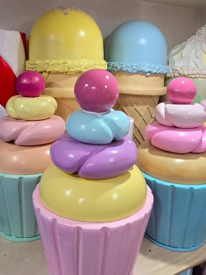 Candyland en renta | Pieza grande decorativa Cupcakes